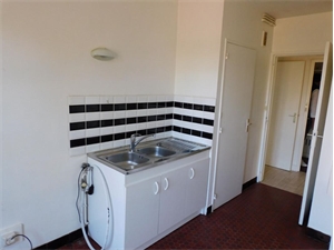 appartement à la location -   02400  CHATEAU-THIERRY, surface 57 m2 location appartement - APR735902
